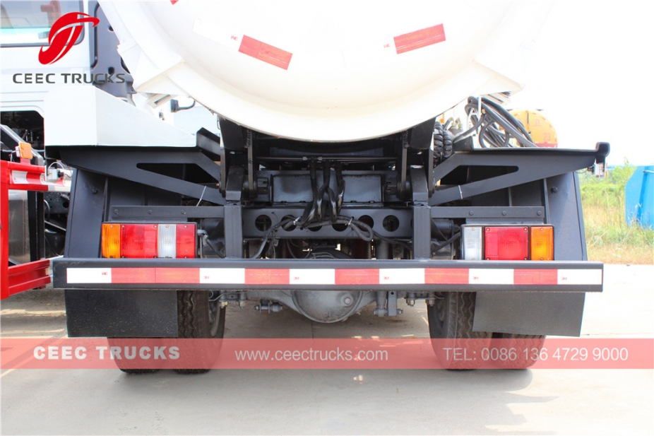 ISUZU 4,000L Kitchen garbage tanker truck