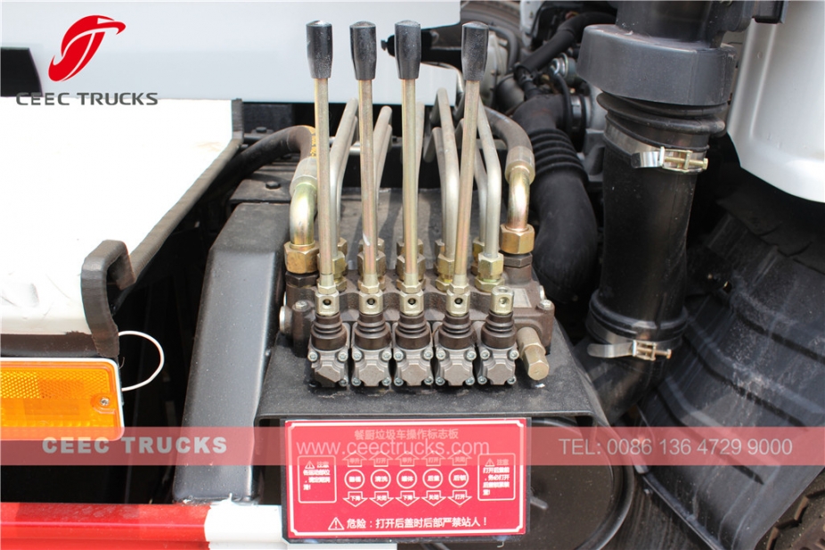 ISUZU 4,000L Kitchen garbage tanker truck