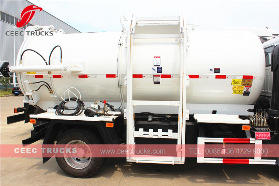 ISUZU 4,000L Kitchen garbage tanker truck