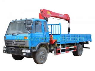 DONGFENG 6.3T boom crane trucks with Palfinger brand crane