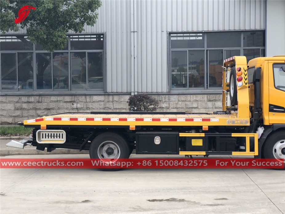 3Tons Wrecker Tow truck JAC