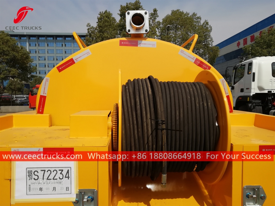 4CBM Sewer Jetting Truck DONGFENG