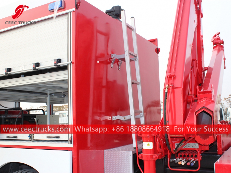 ISUZU FVR Rescue Truck With Crane