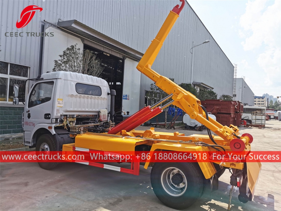 Dongfeng Hook arm garbage truck