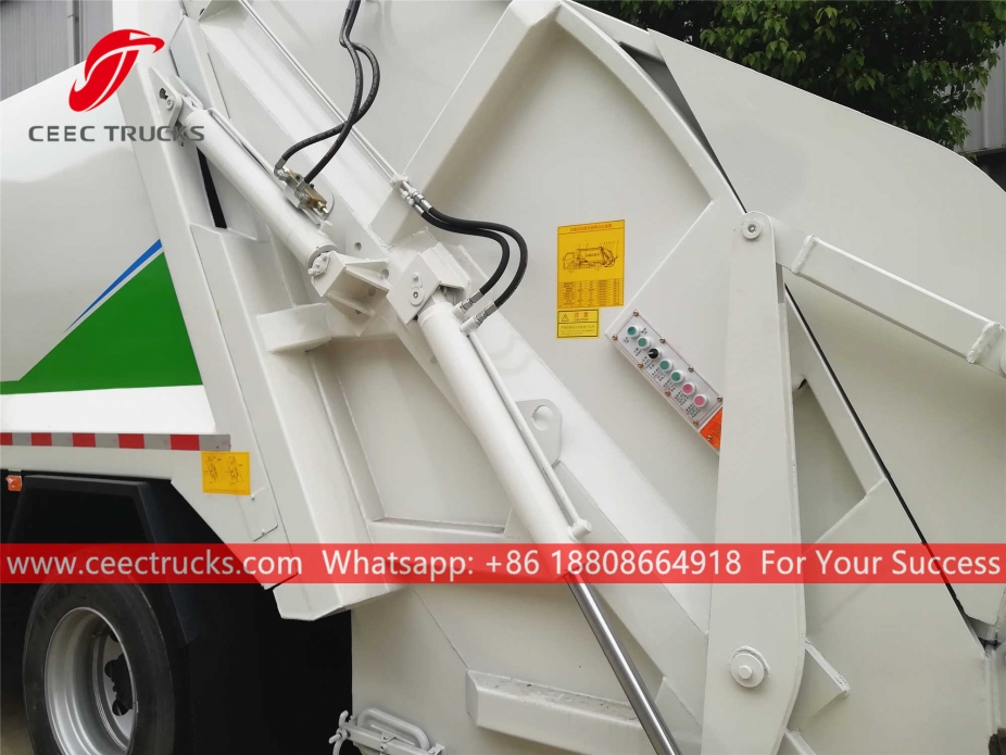 ISUZU 10CBM Rear loader