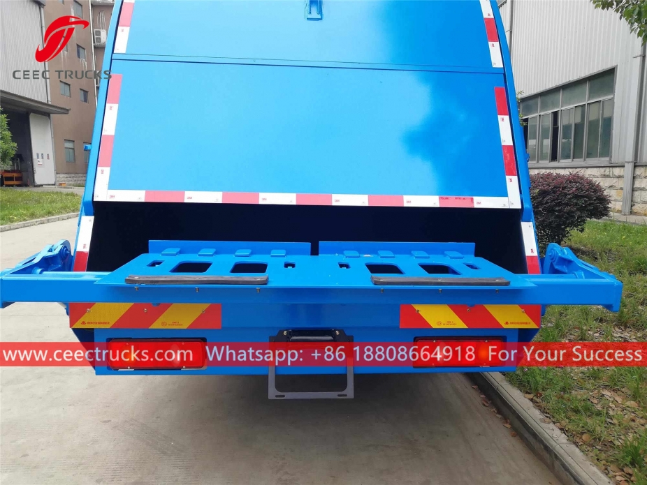 ISUZU 8CBM Back loading garbage truck