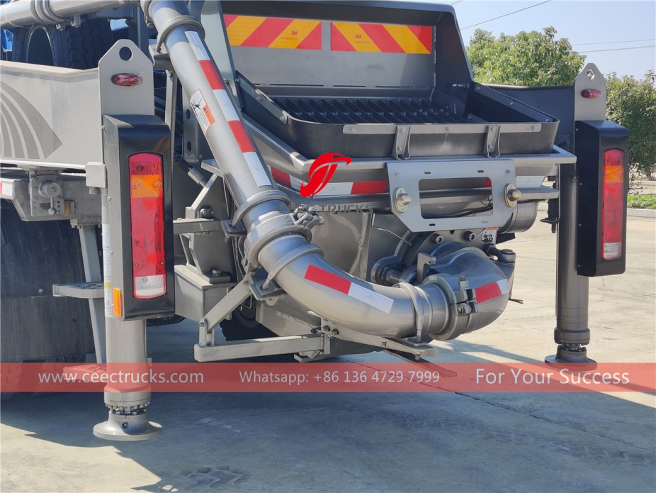 38m Cement Pump Truck HOWO