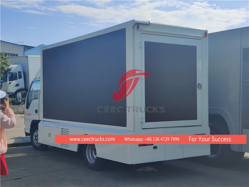 ISUZU 100P 4*2 drive Mobile Stage Truck