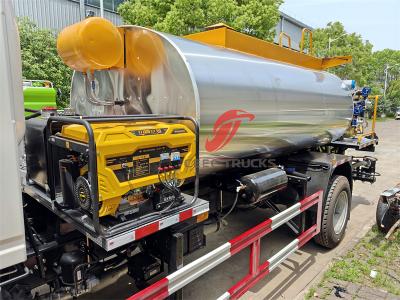 Howo Emulsion Asphalt Bitumen Distributor Truck