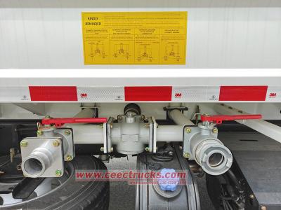 Isuzu GIGA lorry water tank