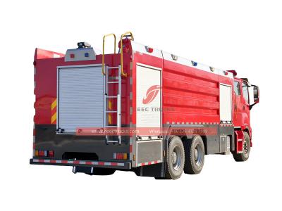 Isuzu GIGA 6x4 water fire truck