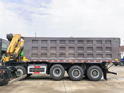 HOWO AWD truck mounted knuckle crane