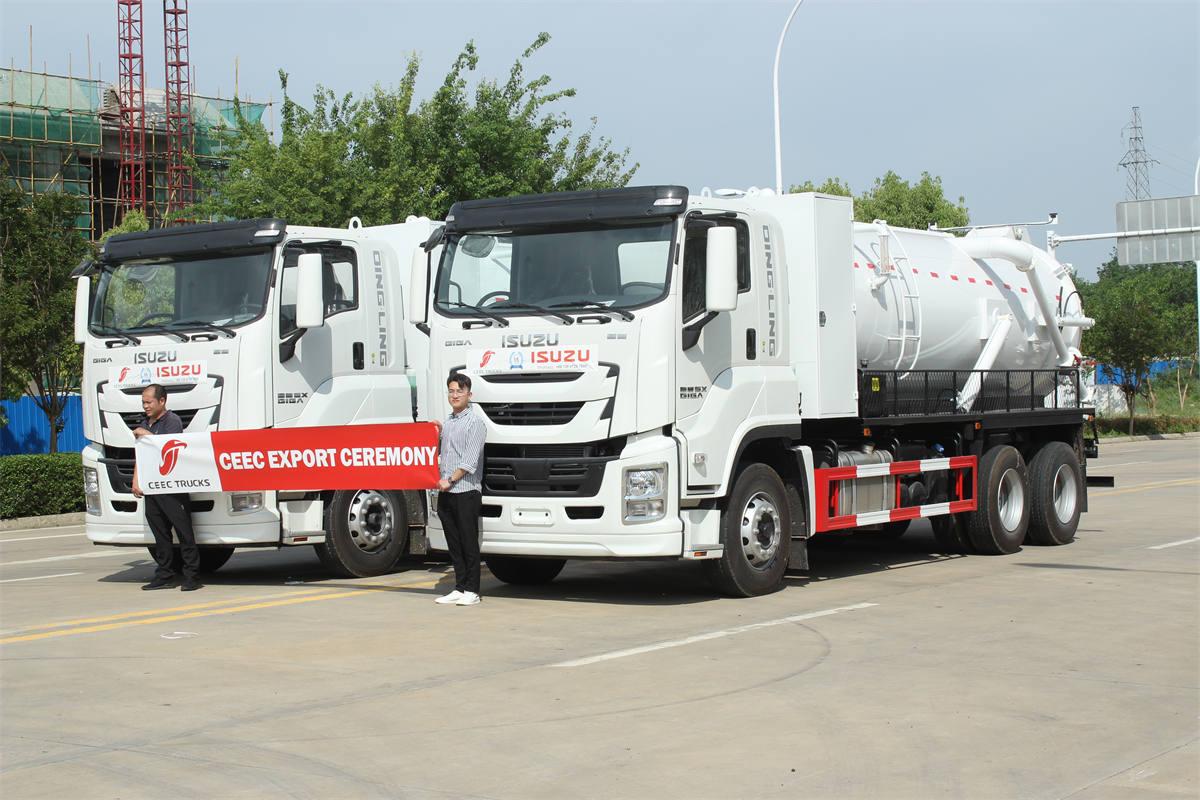 Custom-made ISUZU GIGA 12000 liters Vacuum Sewage Truck With MORO Pump