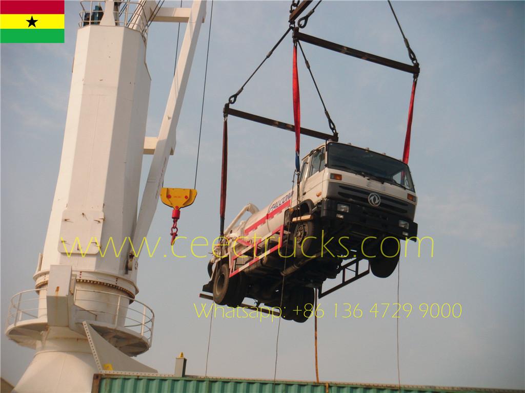 Ghana customer buy 2 units Dongfeng 8 CBM cesspit emptier