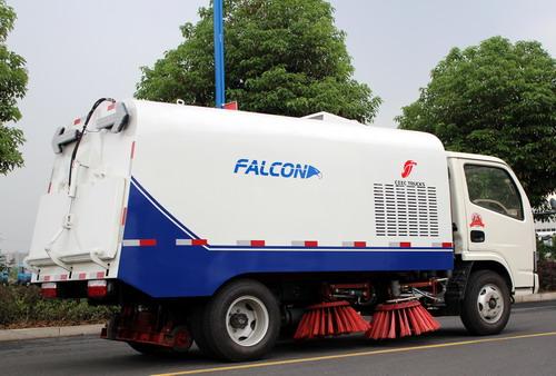 Dongfeng 4 CBM road sweeper truck export to Ecuador