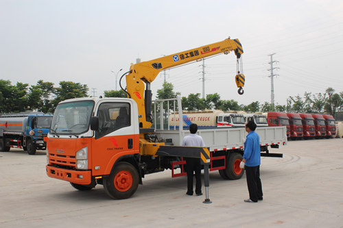 ISUZU 5T mounted crane truck export Rwanda